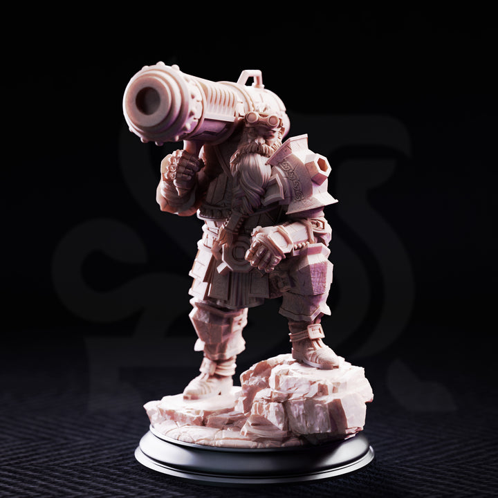 Rook - Dwarven Cannoneer