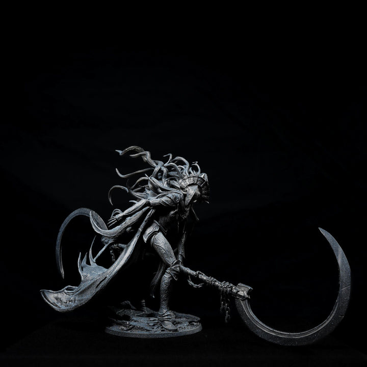 The Crown Huntress