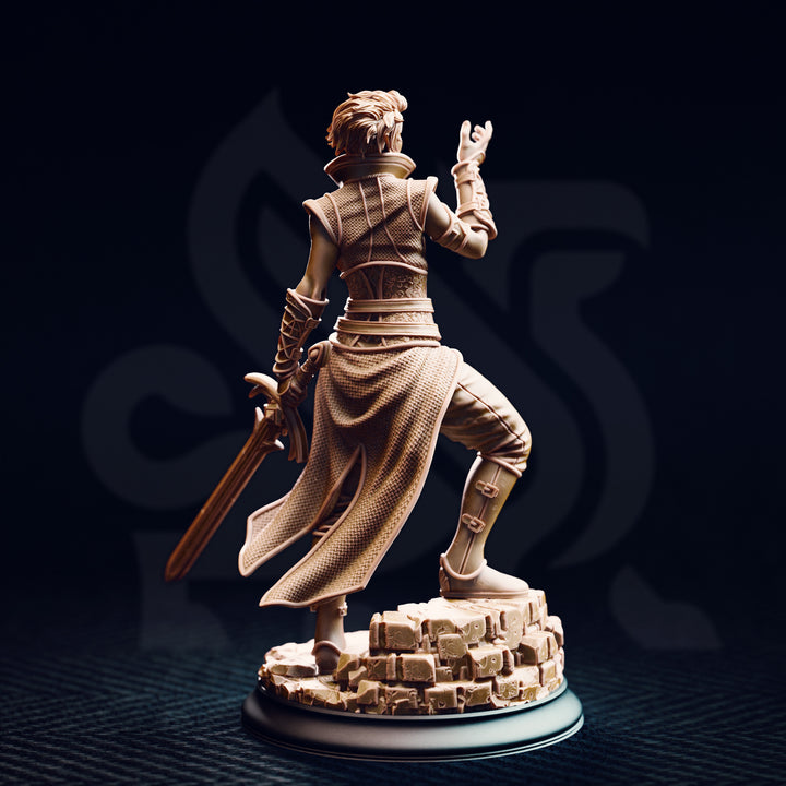Half Elf Hexblade - Karisia of Timerly