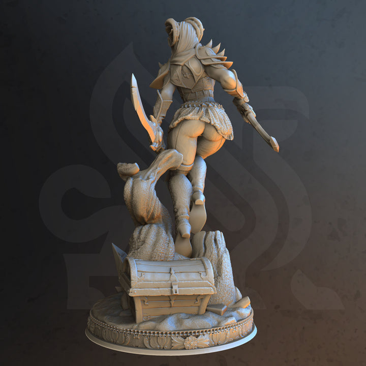 Master of Poisoned Talons - Orlena